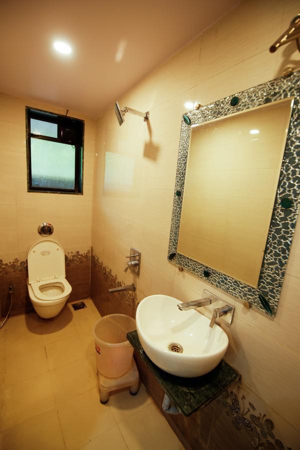 Shindola Residency Bed and Breakfast Mahābaleshwar Esterno foto